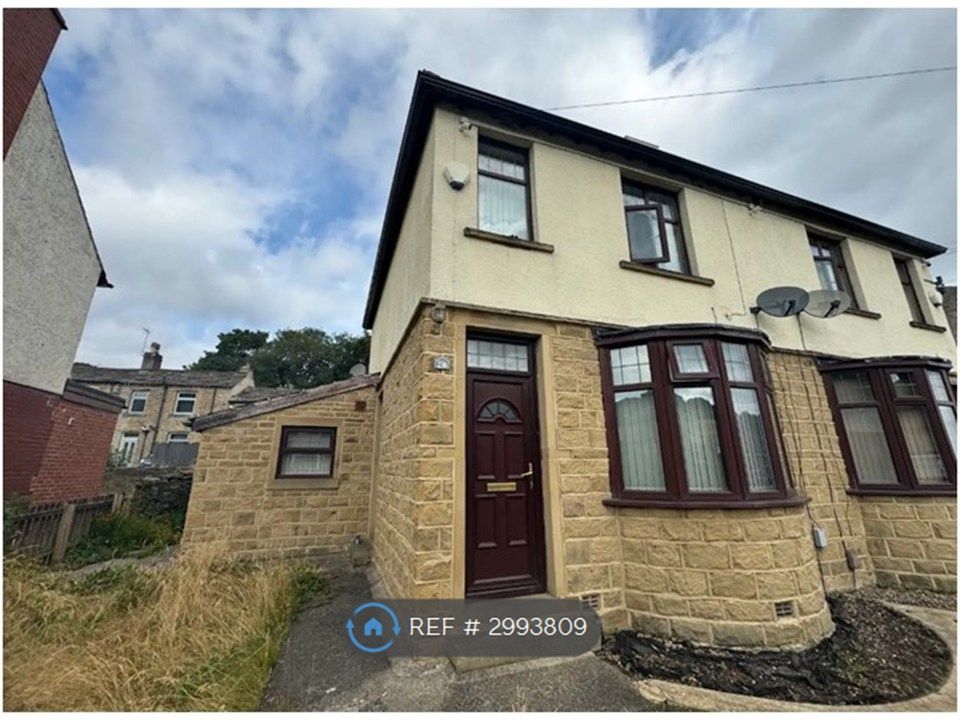 Property photo 1 of 10 Front