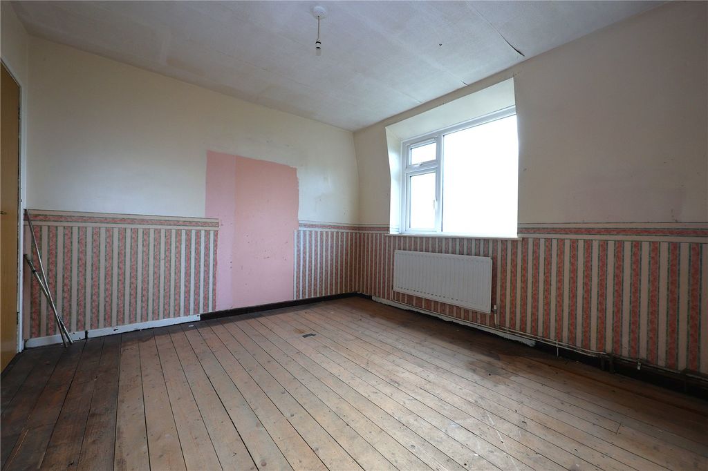 Property photo 2 of 22 Picture No. 01