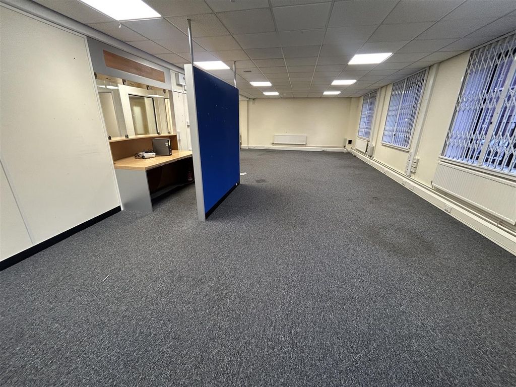 Property photo 3 of 10 Img_1937.Jpeg