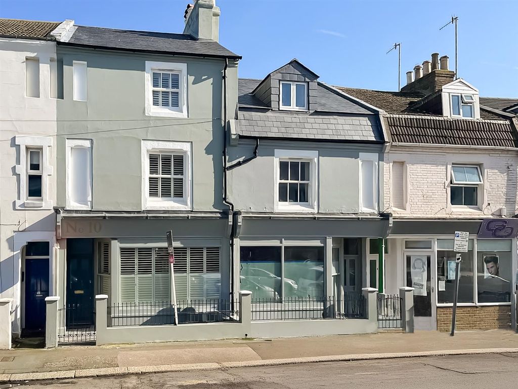 Property photo 3 of 33 Front Pic Copy.Jpg