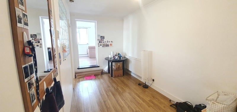 Property photo 2 of 3