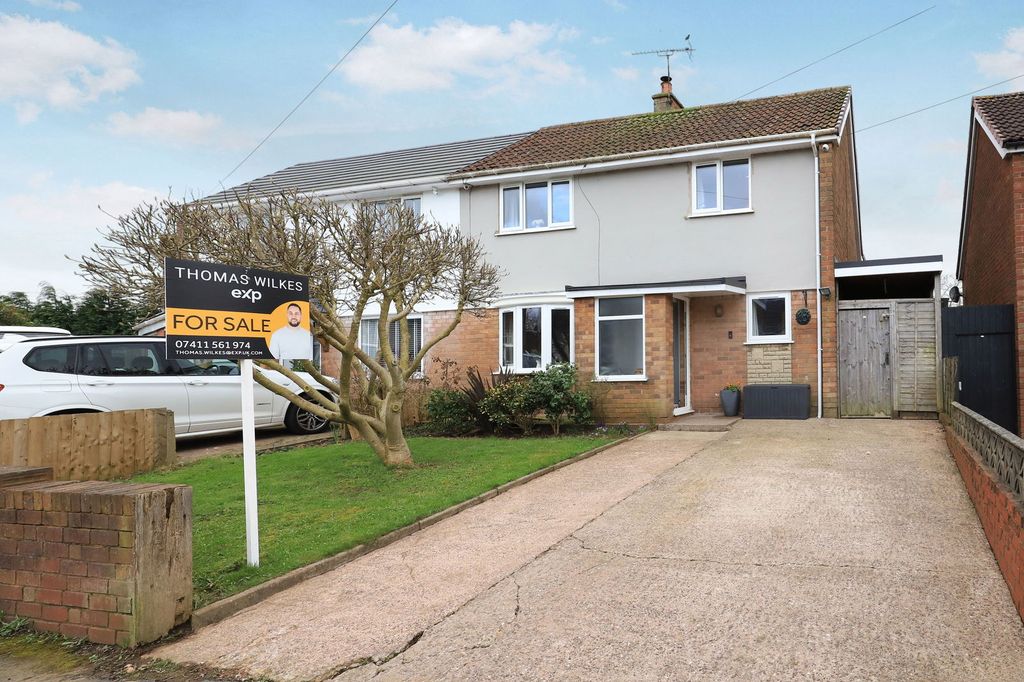 Property photo 1 of 26