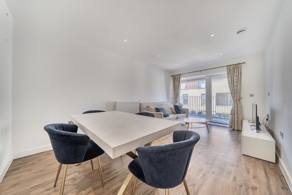 Property photo 1 of 20 1502335 (1)