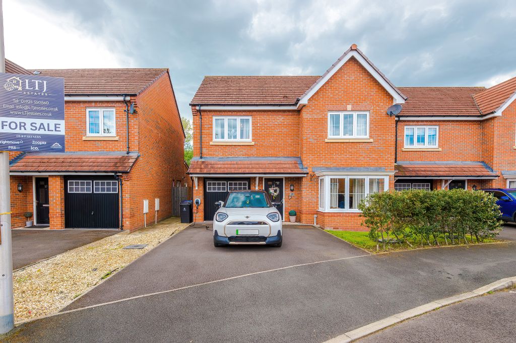 Property photo 1 of 23