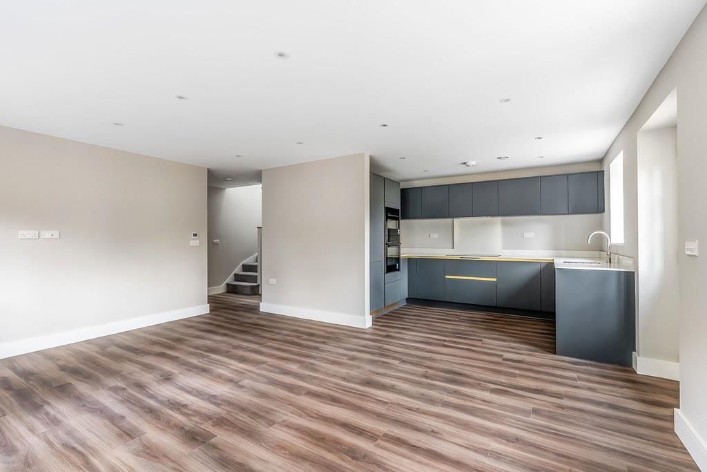 Property photo 2 of 17 3-Givons-House-5.Jpg