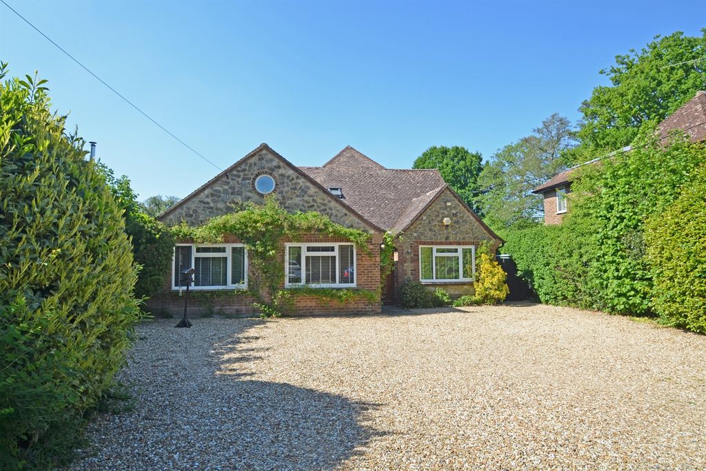 Property photo 1 of 16 (Main)