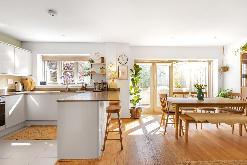 Property photo 2 of 29 48_87937