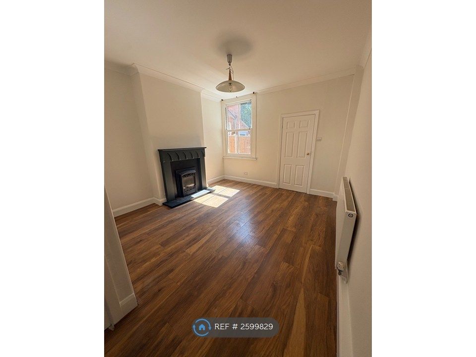 Property photo 3 of 12 Back Room