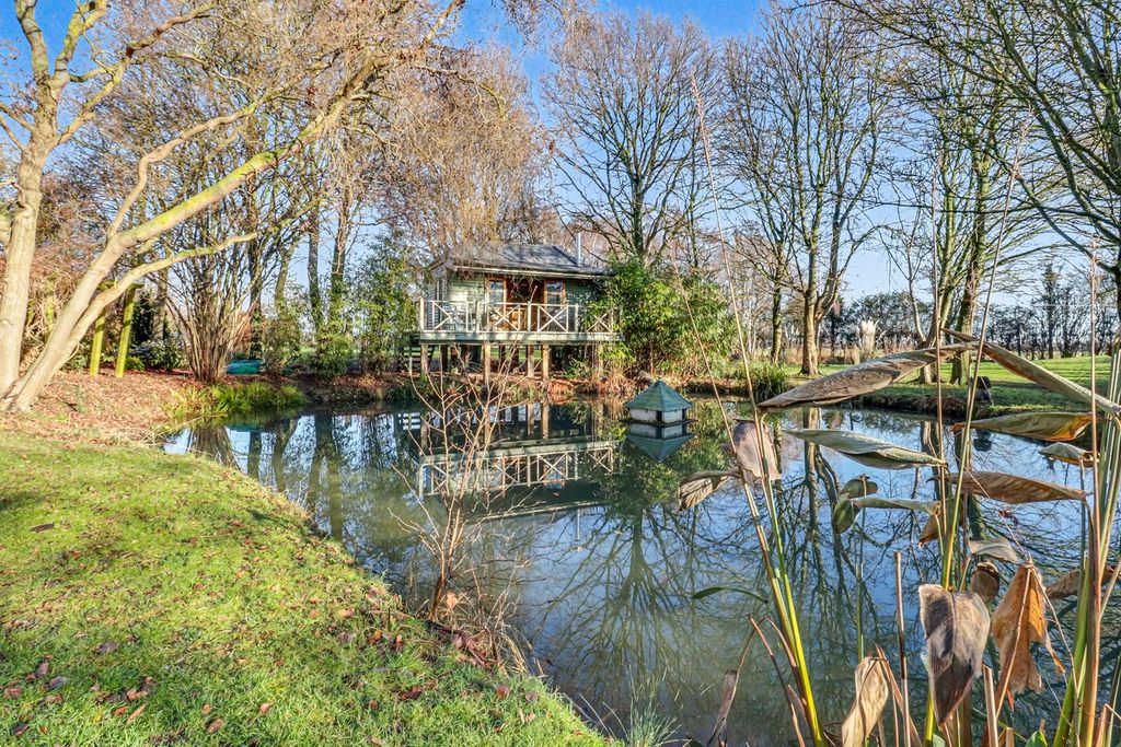 Property photo 3 of 45