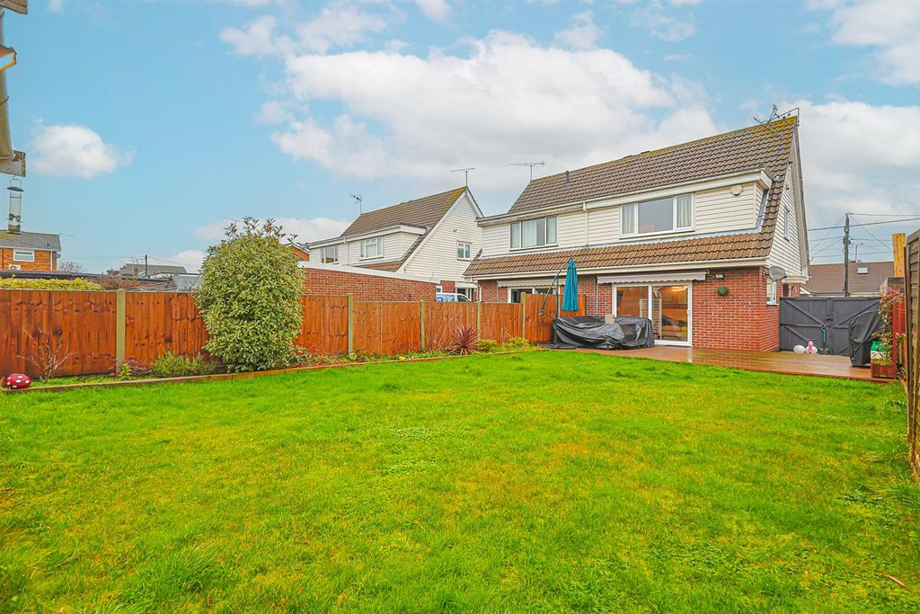 Property photo 2 of 15