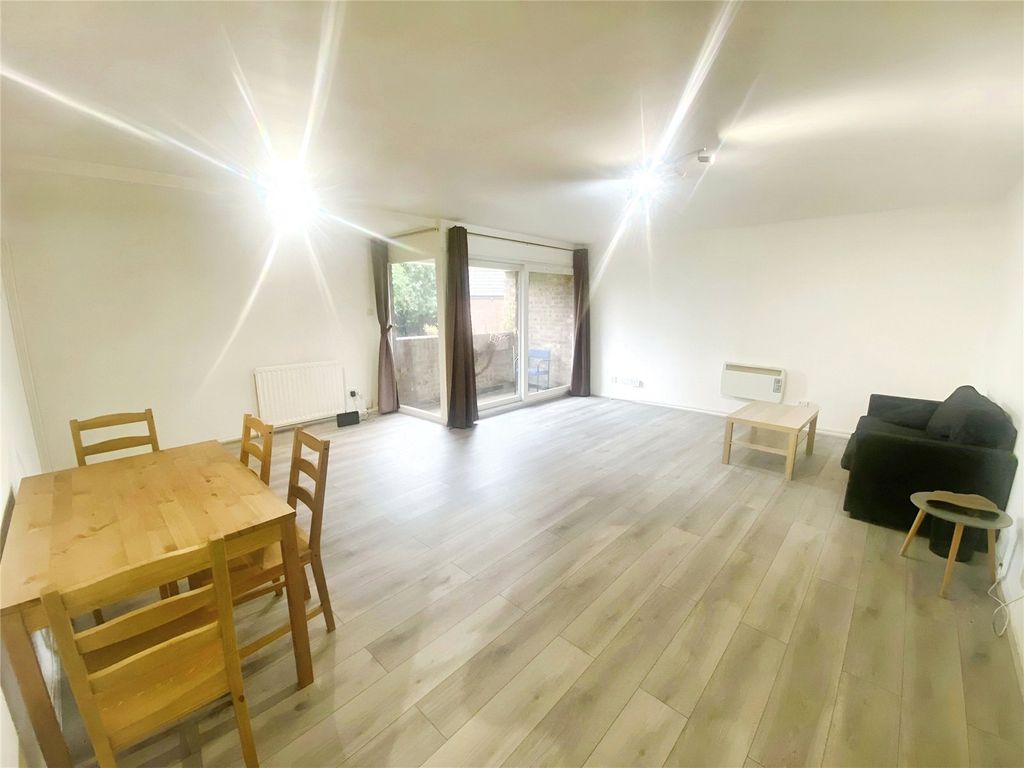 Property photo 2 of 10 Living Room