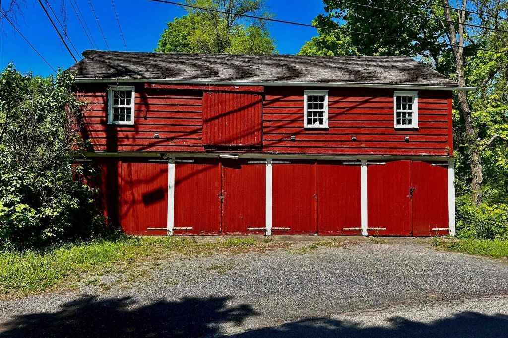 Property photo 2 of 18 <Alttext/>