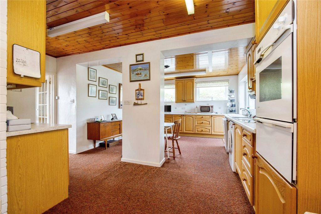 Property photo 3 of 13 Photography