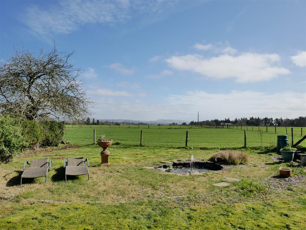 Property photo 2 of 22 P1340839.Jpg