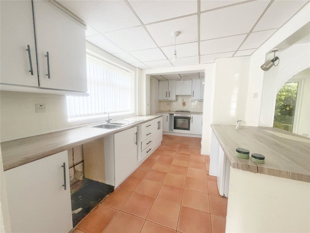 Property photo 1 of 17 Picture No. 13