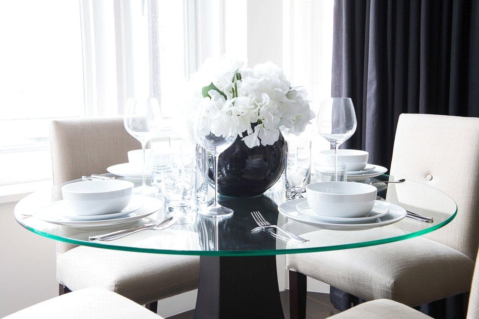 Property photo 2 of 7 Dining Room