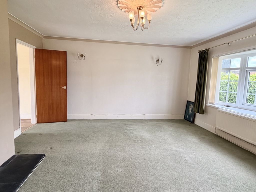 Property photo 2 of 14 Not Specified