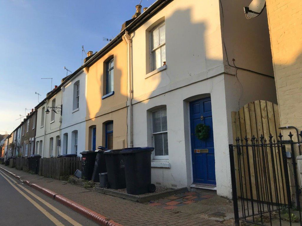 Property photo 3 of 23