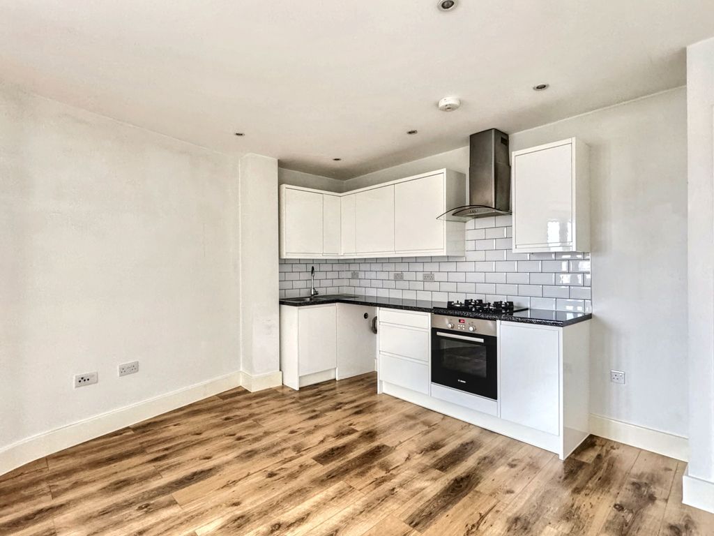 Property photo 1 of 8 Img_5922