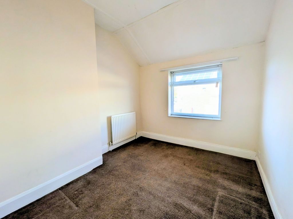 Property photo 3 of 10 1000002342