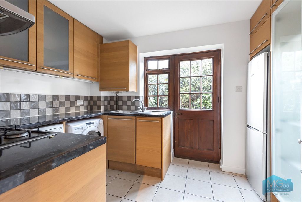 Property photo 3 of 18 Picture No. 20