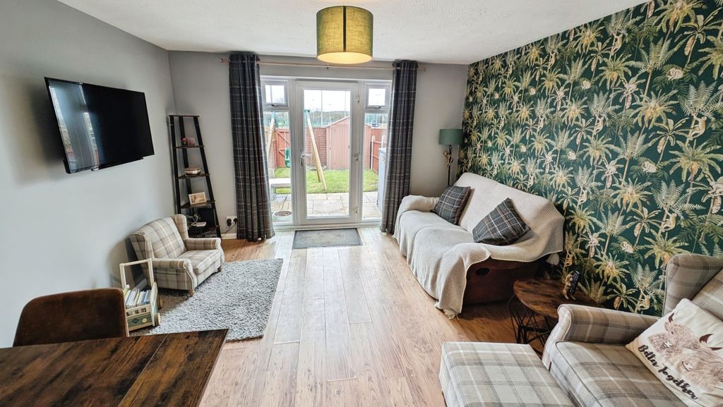 Property photo 2 of 15 Pbox-Img.Jpg