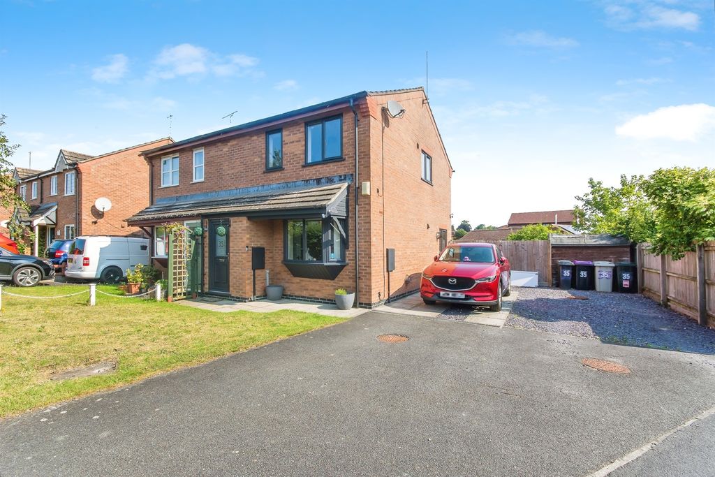 Property photo 1 of 17