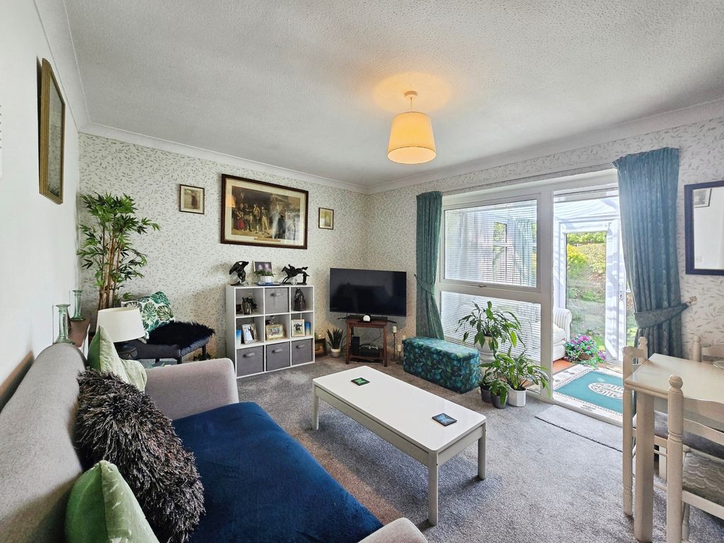 Property photo 2 of 13 Pbox-Img.Jpg
