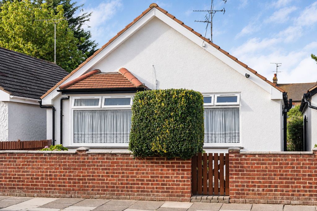 Property photo 1 of 19