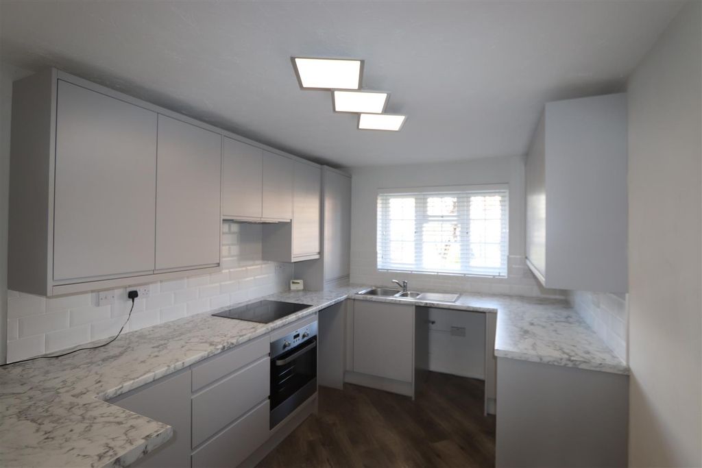 Property photo 2 of 7 Img_1598.Jpg