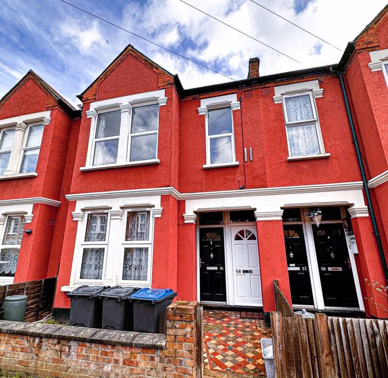 Property photo 1 of 9 Photo 10