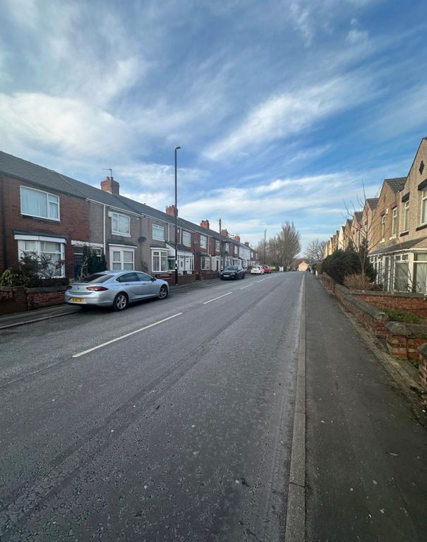 Property photo 2 of 13