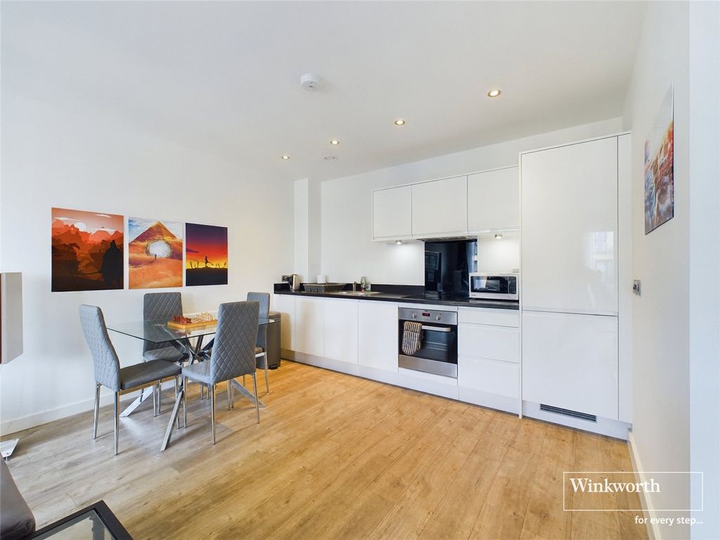 Property photo 3 of 7 Open Plan Living