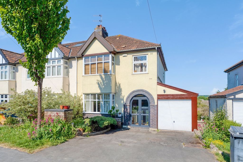 Property photo 1 of 19 External