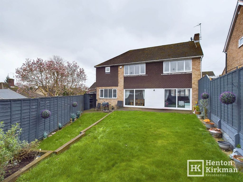 Property photo 2 of 25