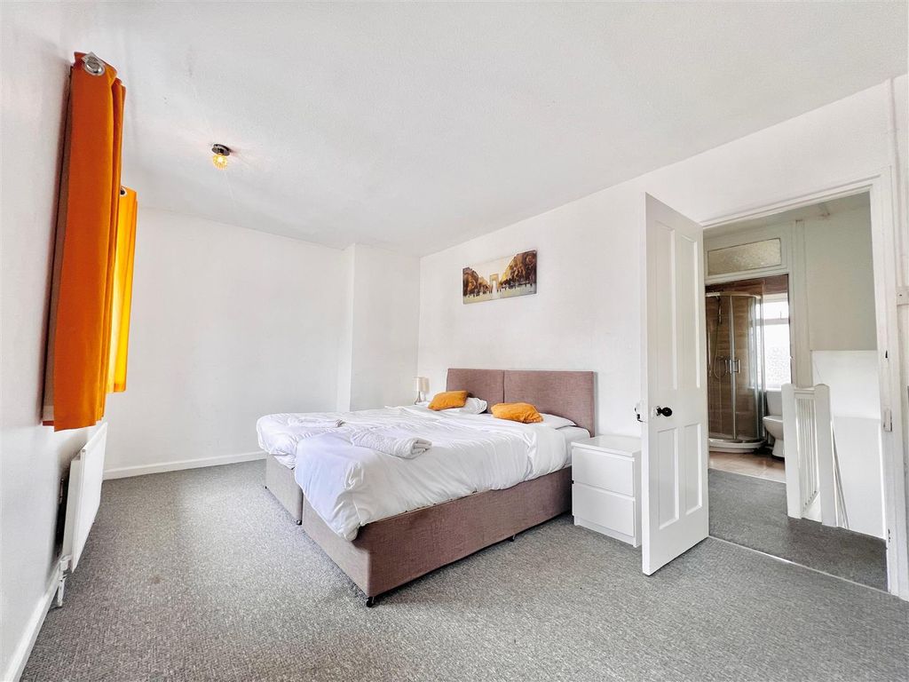 Property photo 1 of 9 Whatsapp Image 2025-06-09 At 16.28.43_F745B4Ff.Jpg