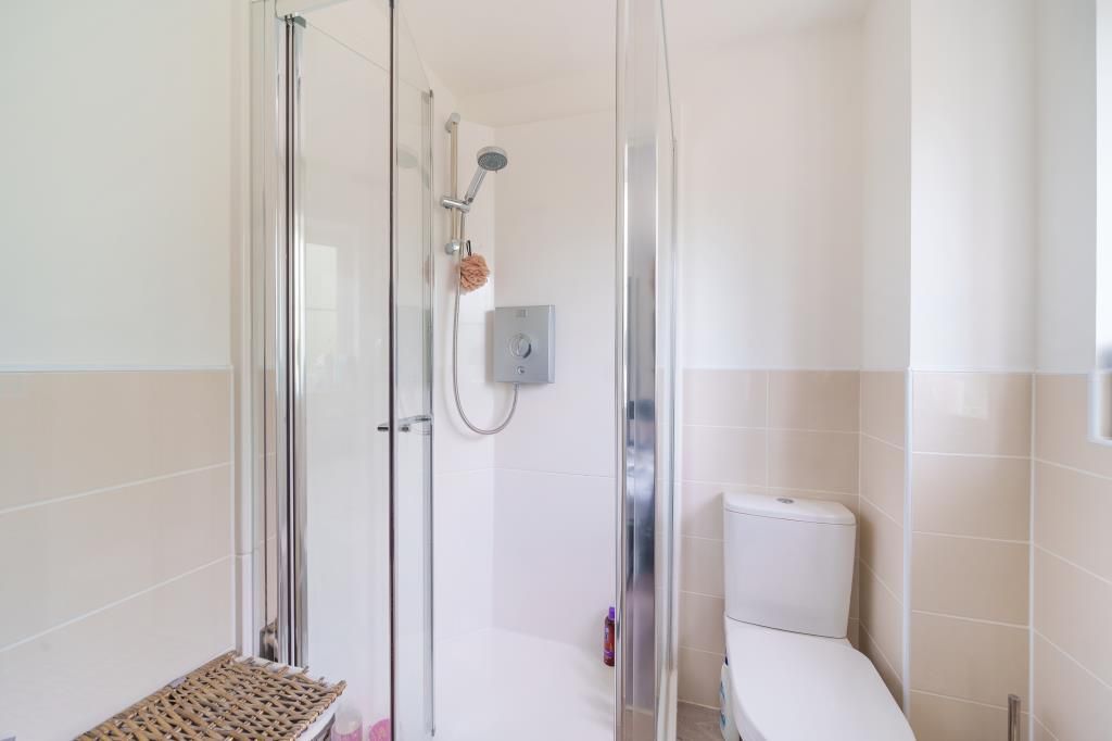 Property photo 3 of 10 En-Suite