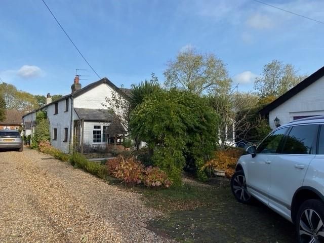 Property photo 1 of 8 External View