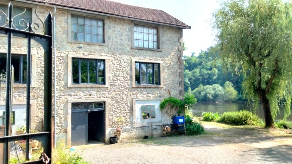 Property photo 1 of 30