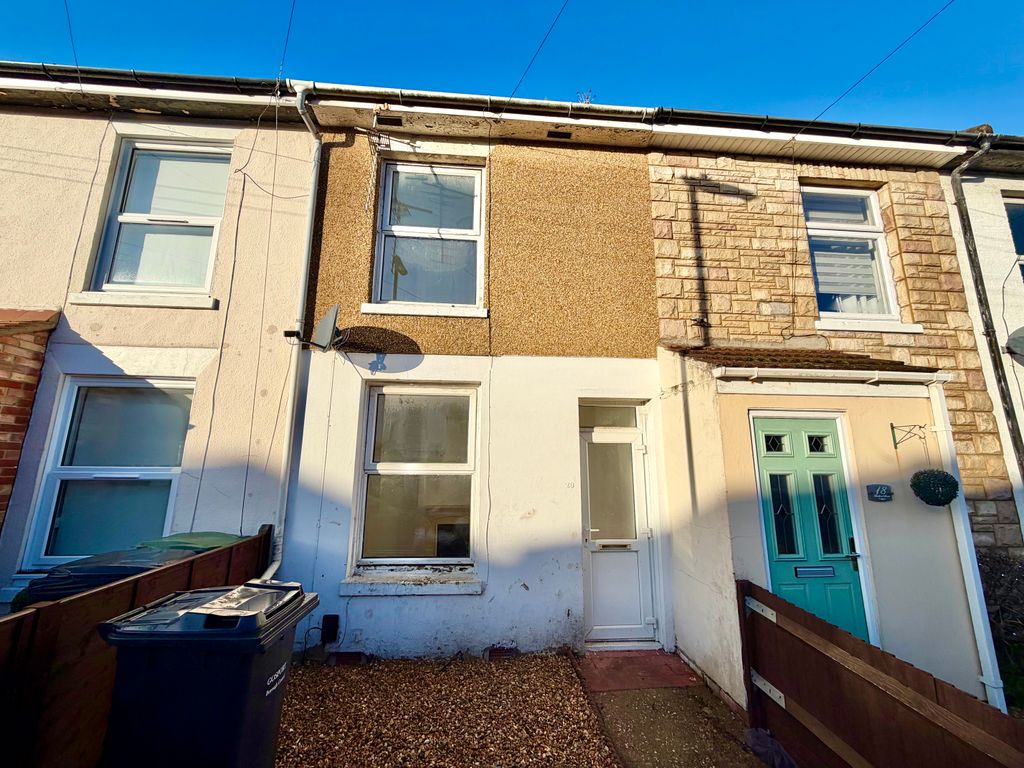 Property photo 1 of 8 Frontage