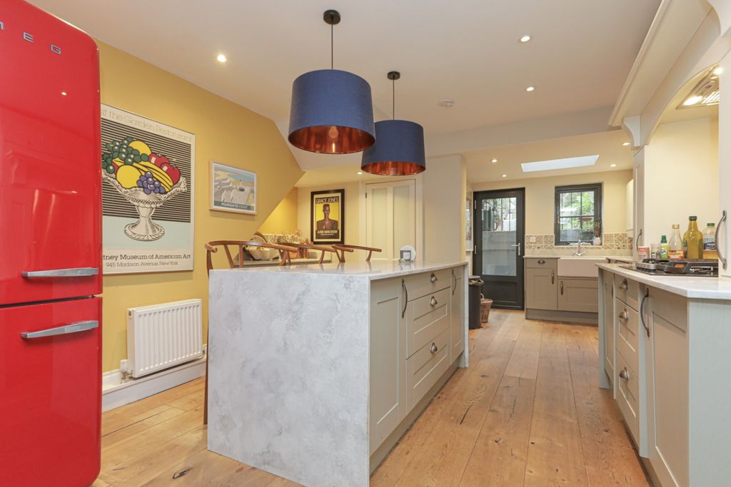 Property photo 3 of 26 Picture 3