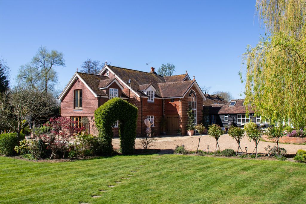 Property photo 2 of 46 Image