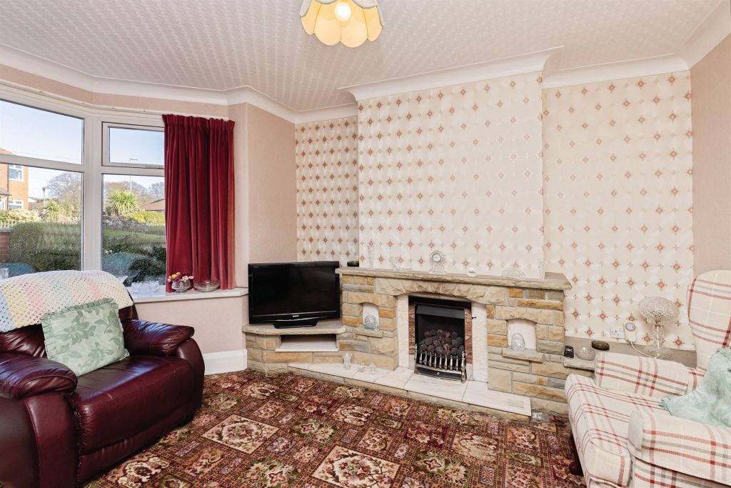 Property photo 2 of 16