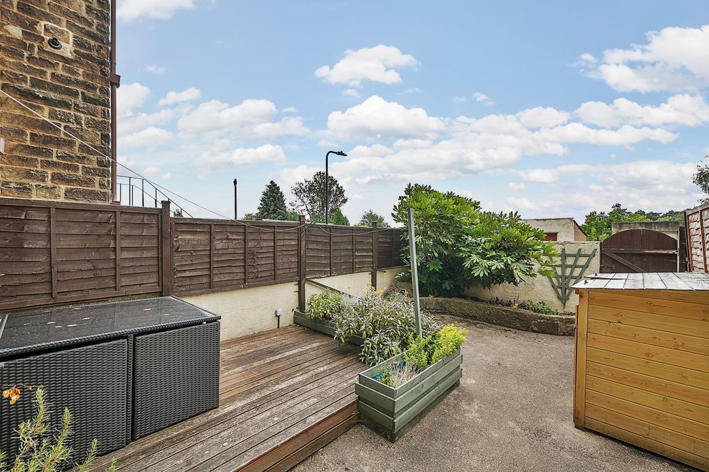 Property photo 3 of 20