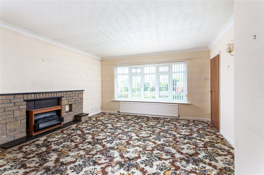 Property photo 2 of 12 Photos