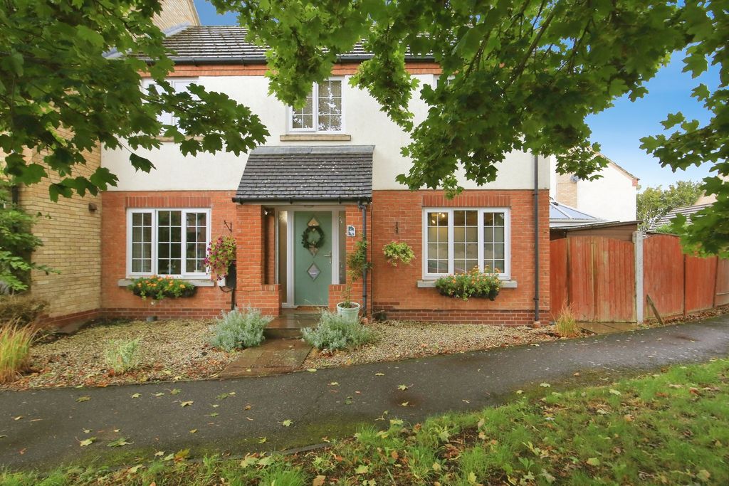Property photo 1 of 25