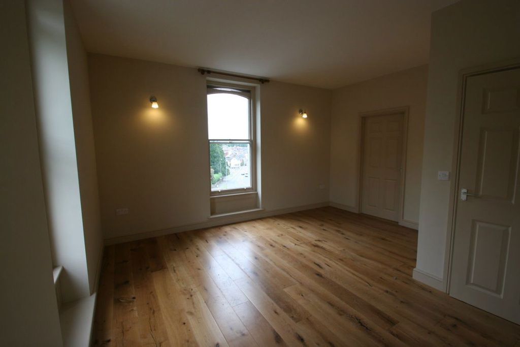 Property photo 3 of 4