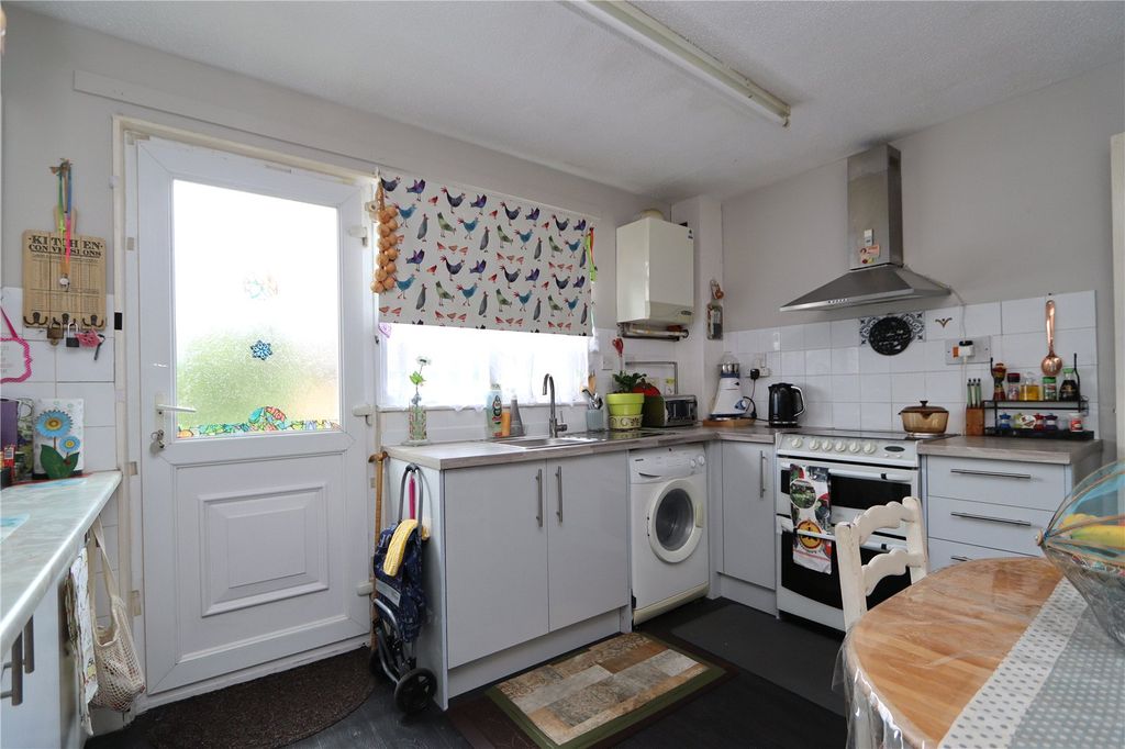 Property photo 3 of 11 Picture No. 06