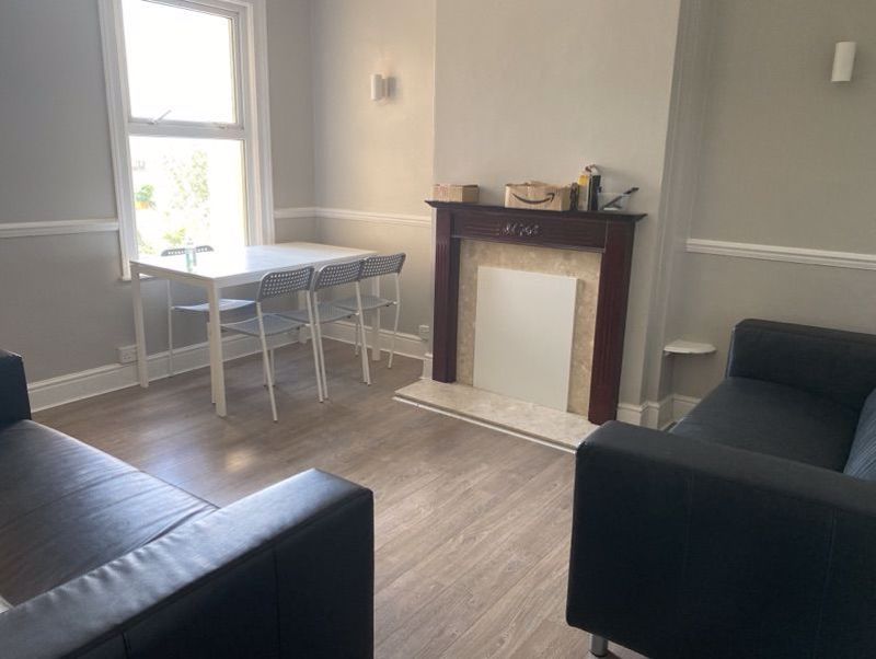 Property photo 1 of 16 Photo 17