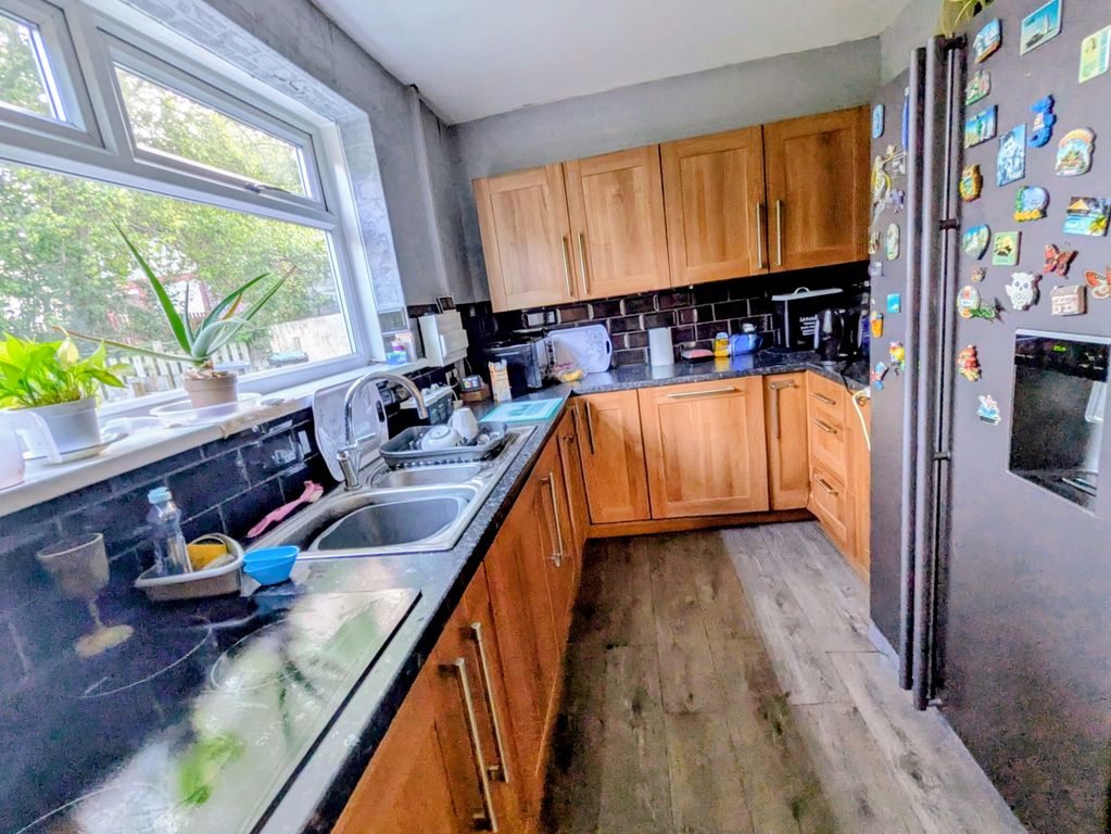 Property photo 3 of 9 1000021566